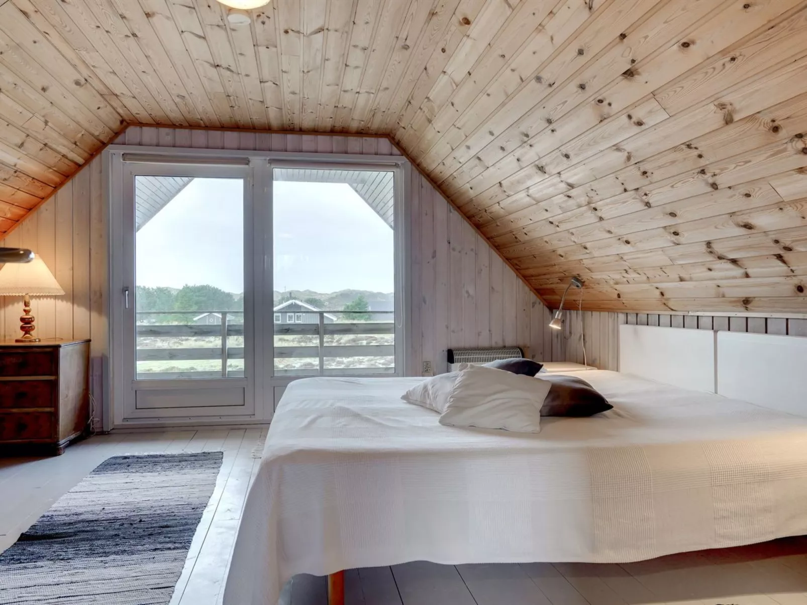 "Teda" - 2km from the sea-Binnen