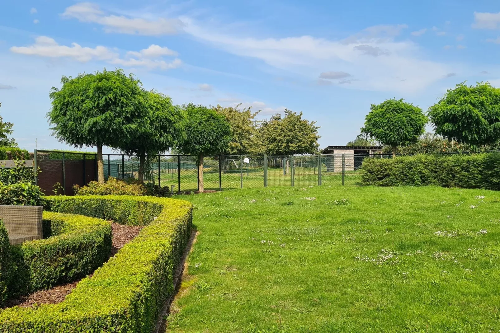 Hoeve Heiligenbron-Tuinen zomer