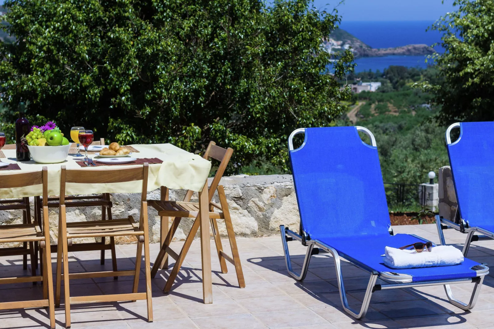 Villa Kostis-Terrasbalkon