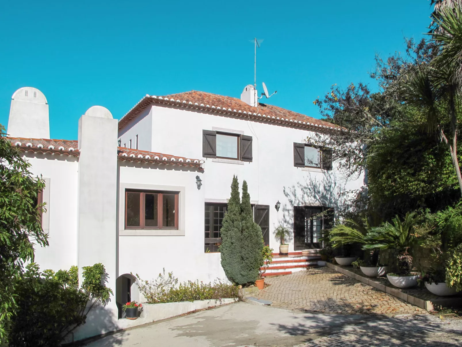 Oliveiras House (CLE150)