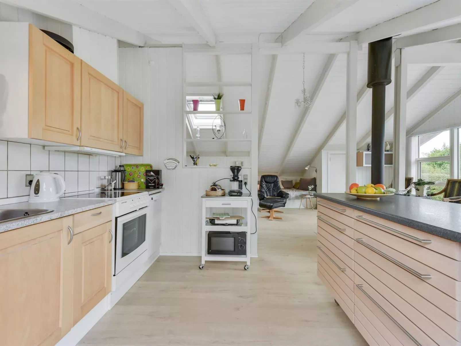 "Ullakarin" - 350m from the sea-Binnen