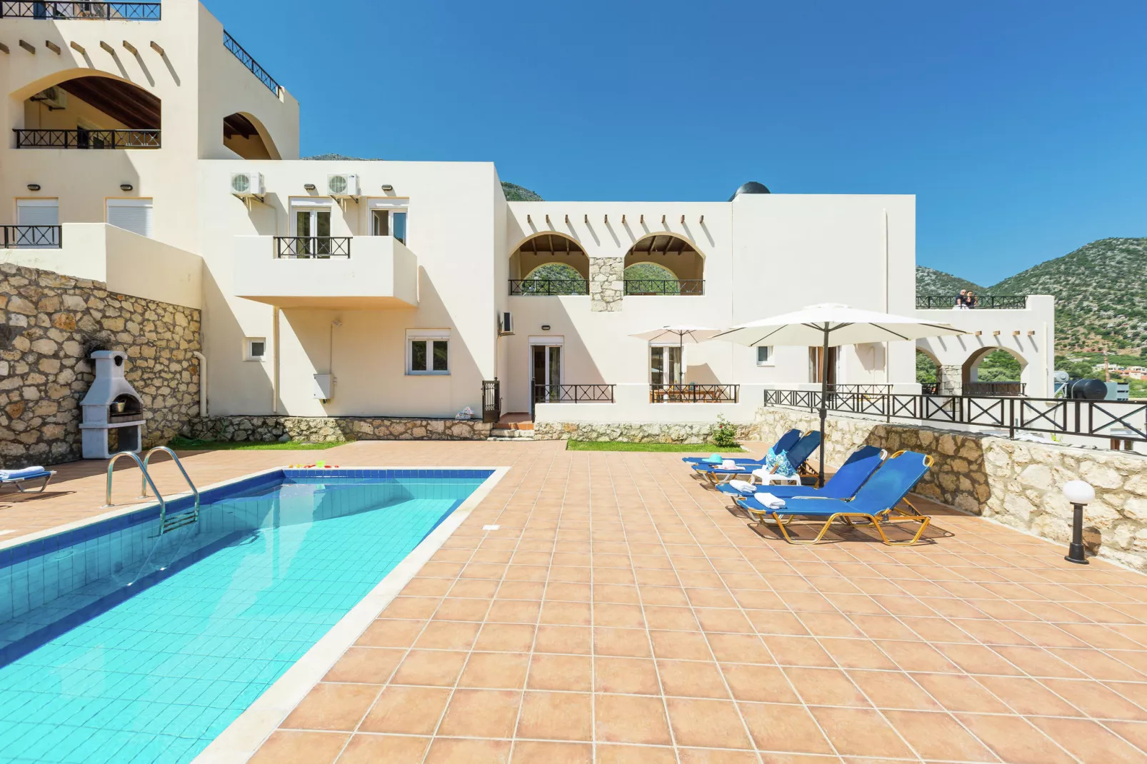 Bali Villas for groups up to 28 persons-Buitenkant zomer