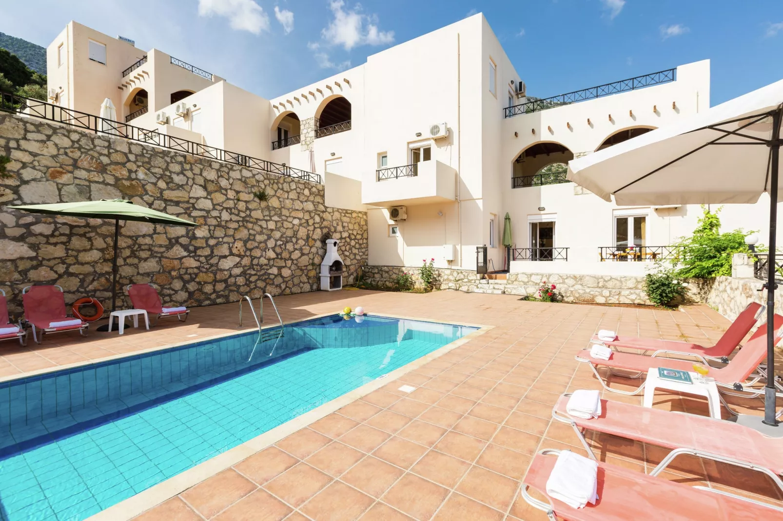 Bali Villas for groups up to 28 persons-Buitenkant zomer