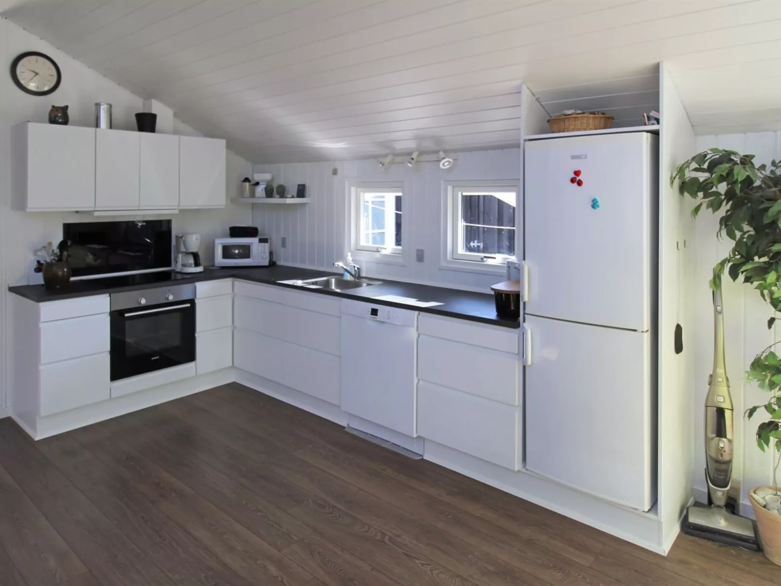 "Annalisa" - 1.2km from the sea-Binnen