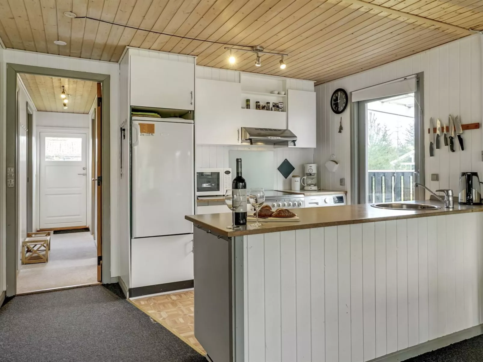 "Tarja" - 150m from the sea-Binnen