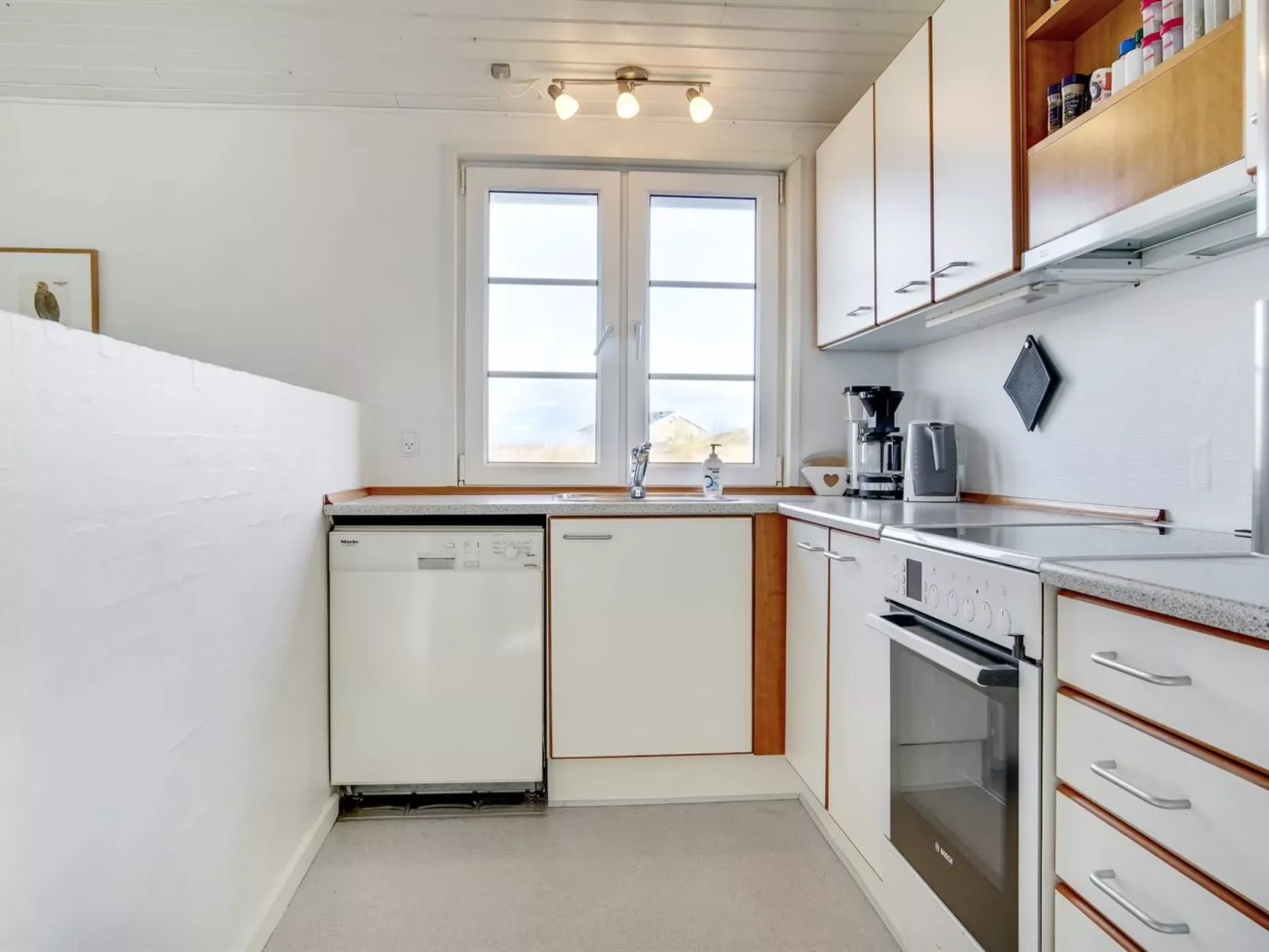 "Zaharinka" - 300m from the sea-Binnen