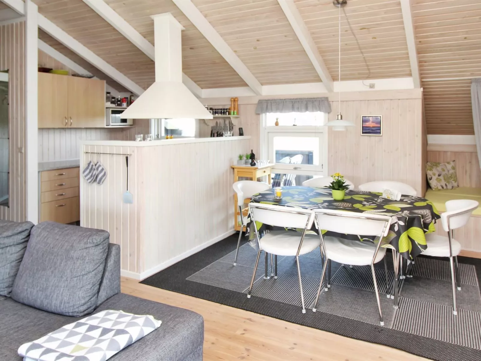 "Sina" - 300m from the sea-Binnen