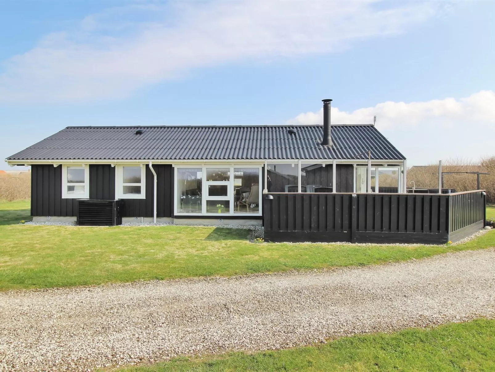 "Sina" - 300m from the sea-Buiten