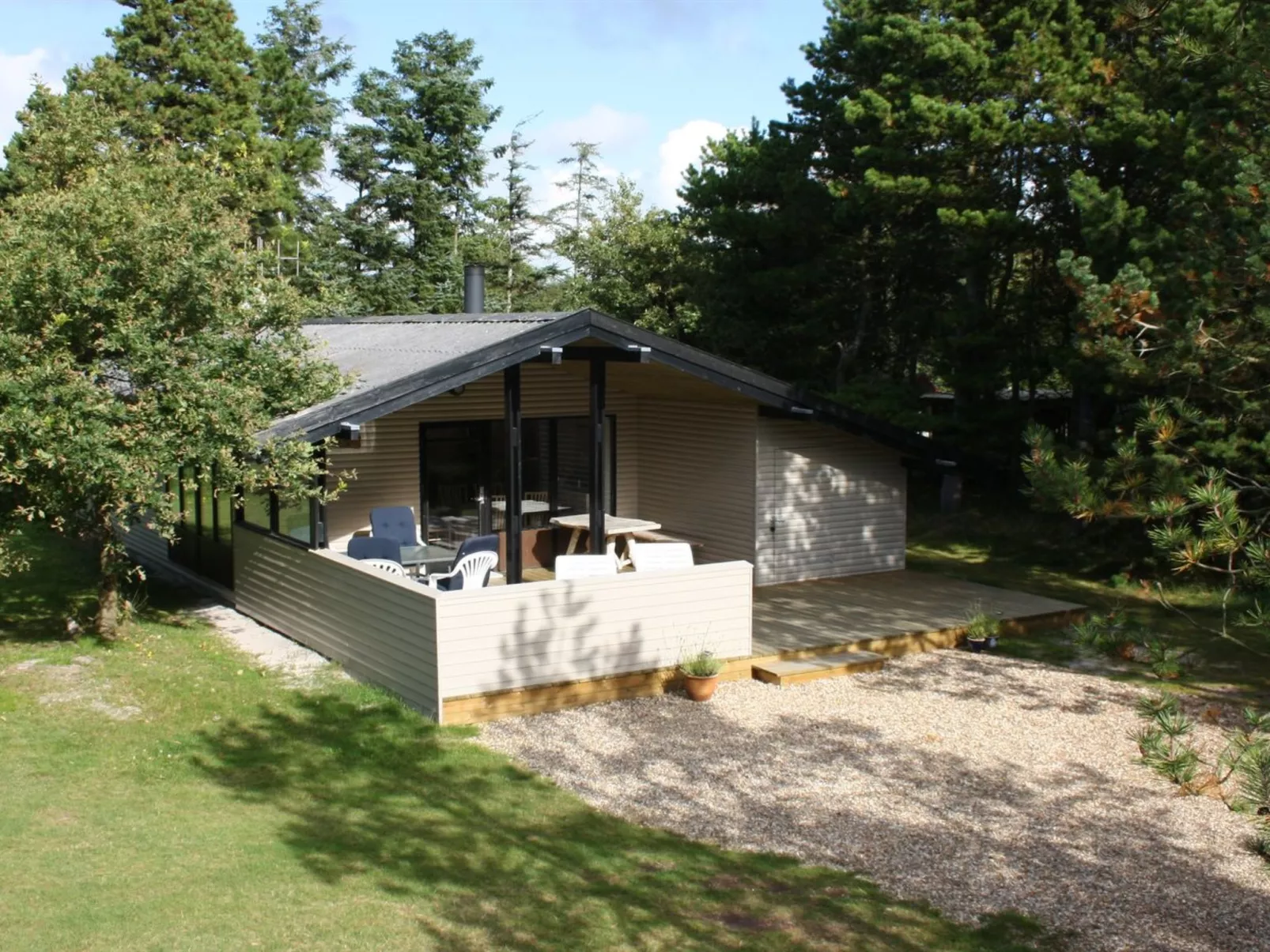 "Borghild" - 1.5km from the sea-Buiten
