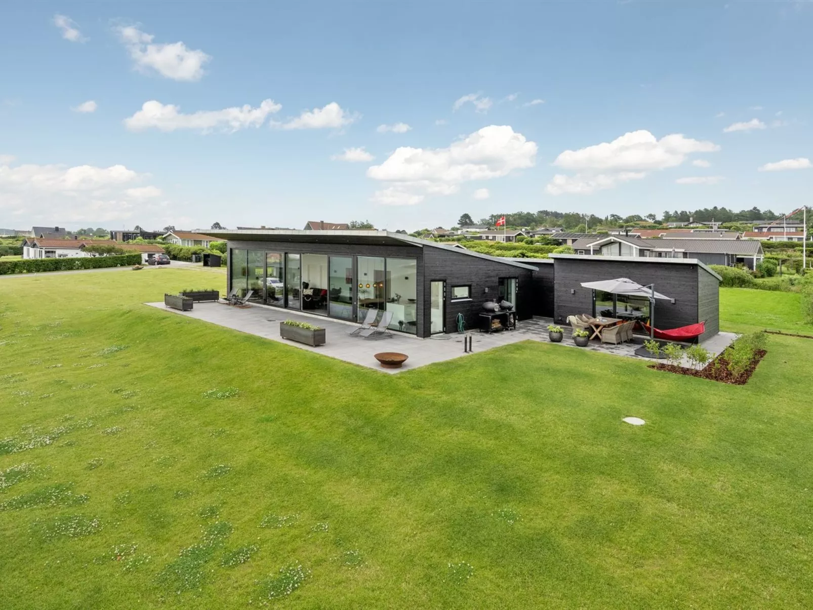 "Alyna" - 200m from the sea-Buiten
