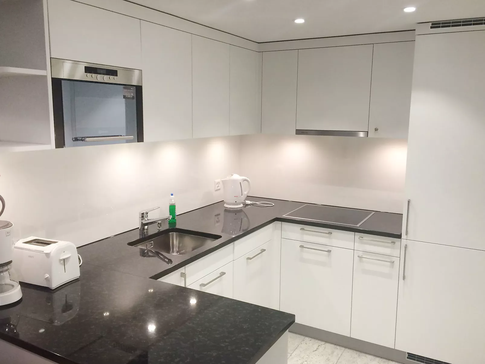 Apt B 014-Binnen