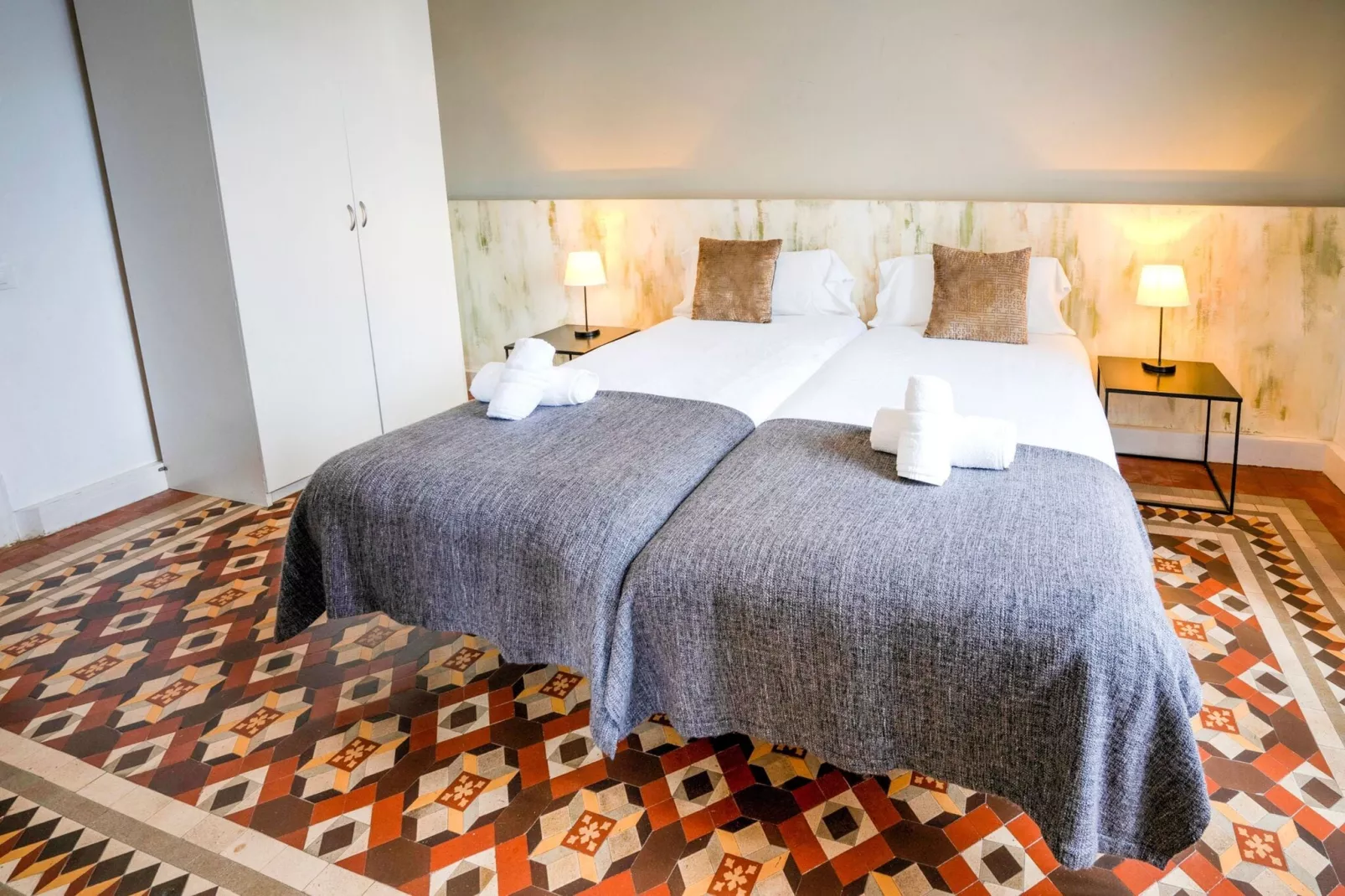 Ramblas Luxury Apartment-Slaapkamer