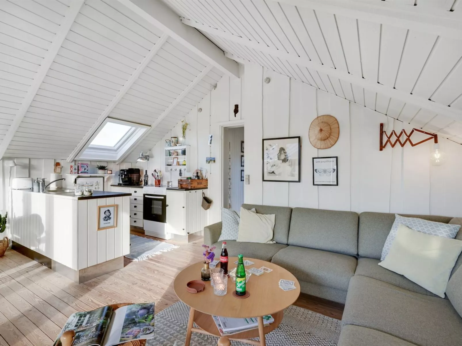 "Kamile" - 400m from the sea-Binnen