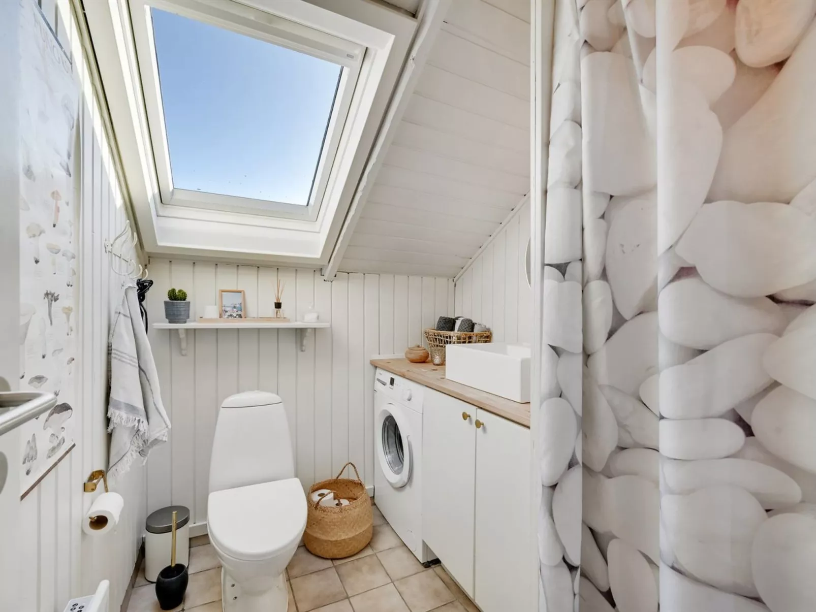 "Kamile" - 400m from the sea-Binnen