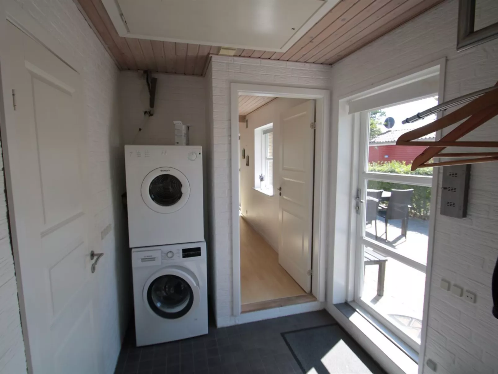 "Skak" - 100m from the sea-Binnen