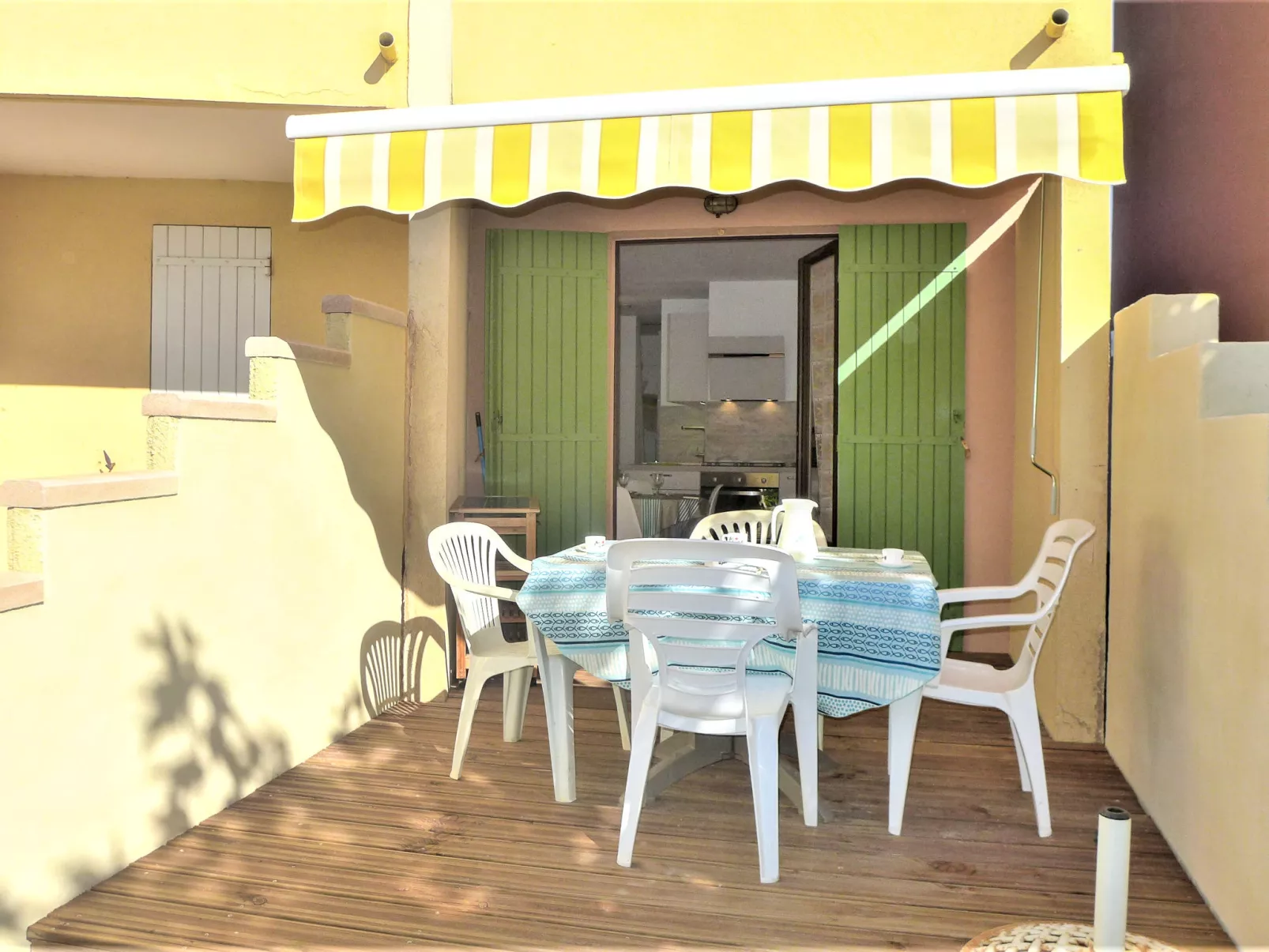 Les Terrasses de la Méditerranée-Buiten