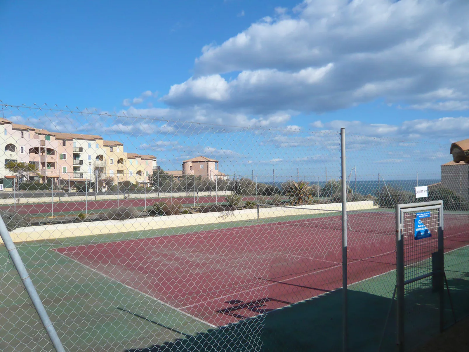 Les Terrasses de la Méditérranée-Buiten