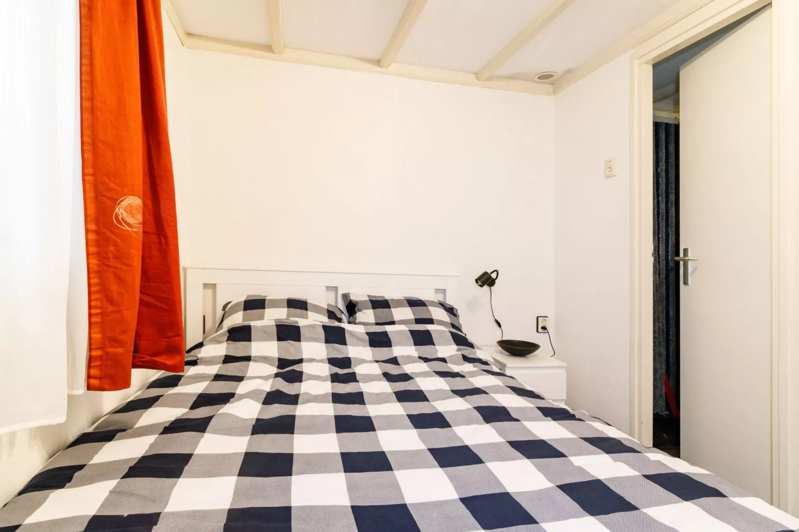 Genieten in Lathum-Slaapkamer