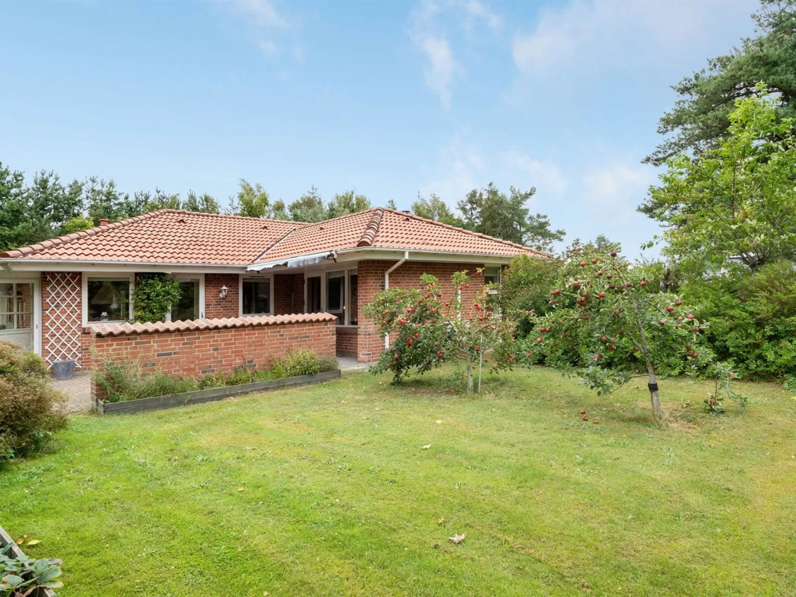 "Maksimilian" - 1.5km from the sea-Buiten