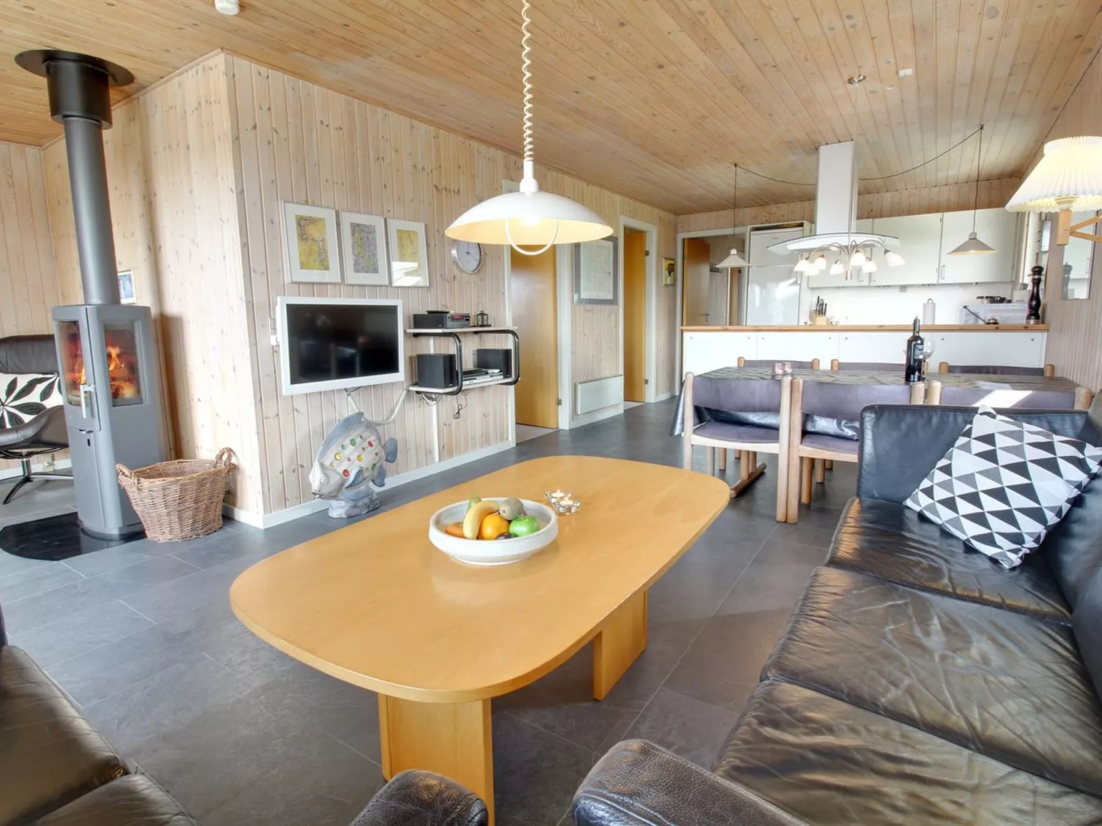 "Odmar" - 300m from the sea-Binnen