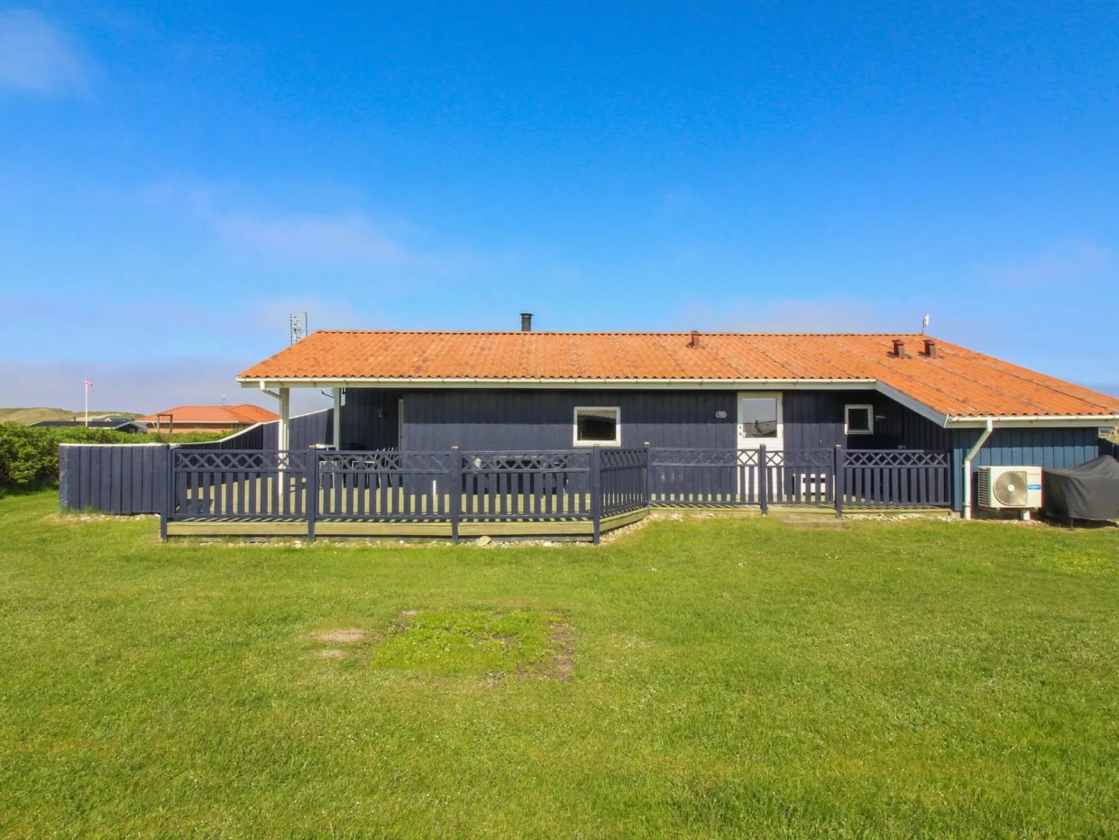 "Odmar" - 300m from the sea-Binnen