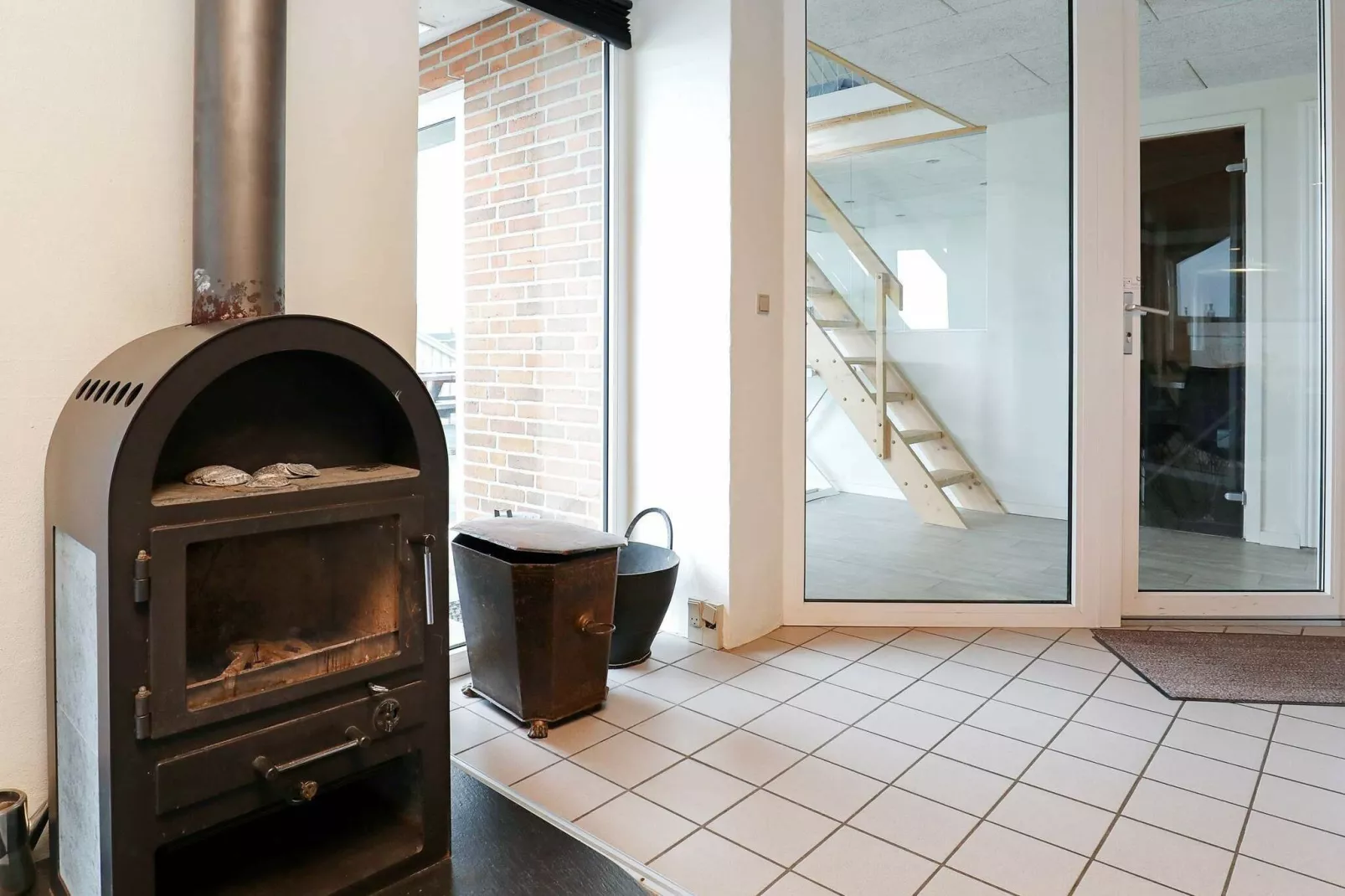 Rustig vakantiehuis in Harboøre met een sauna-Binnen