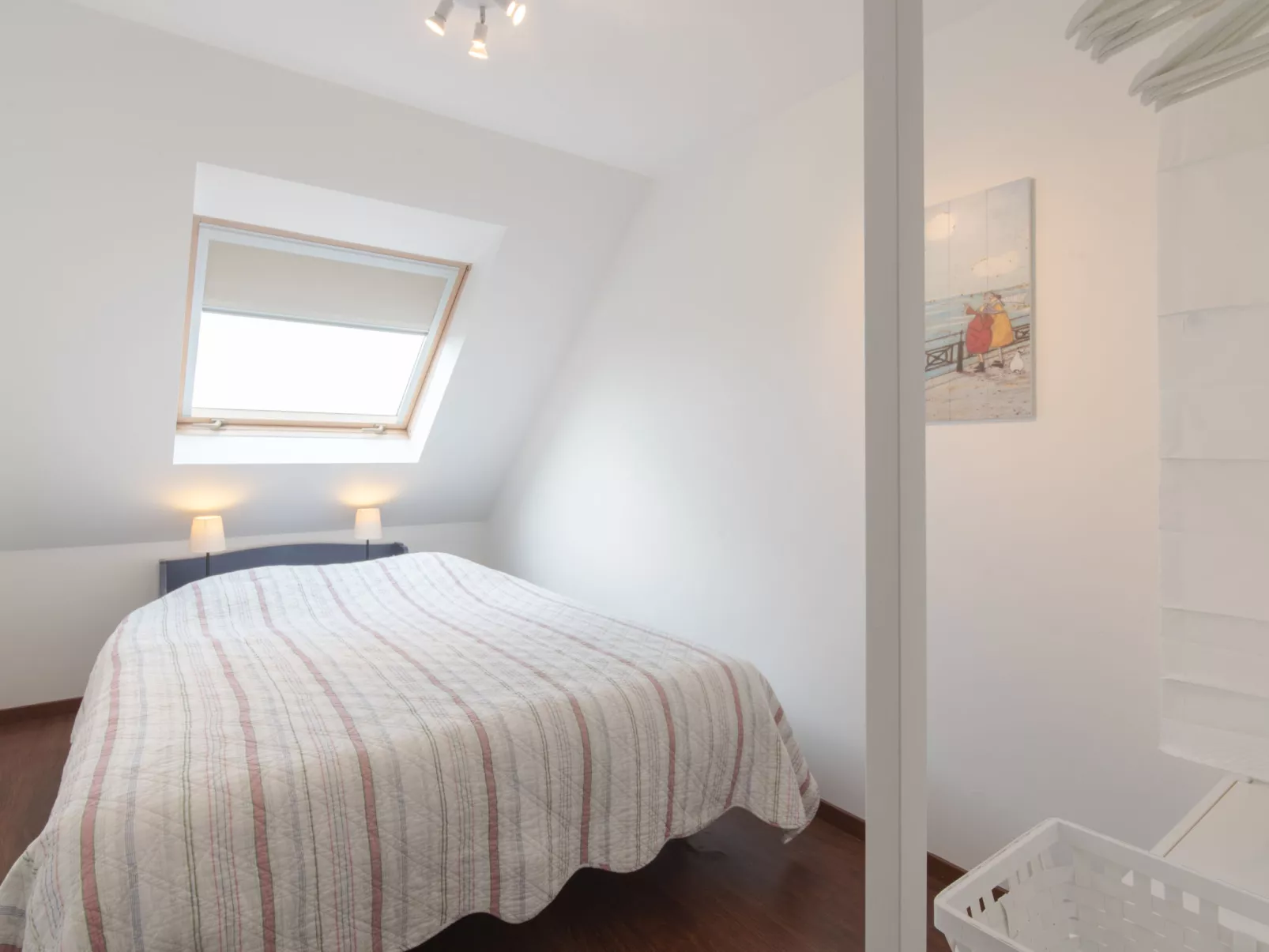 Huize Rosmarine with parking-Binnen