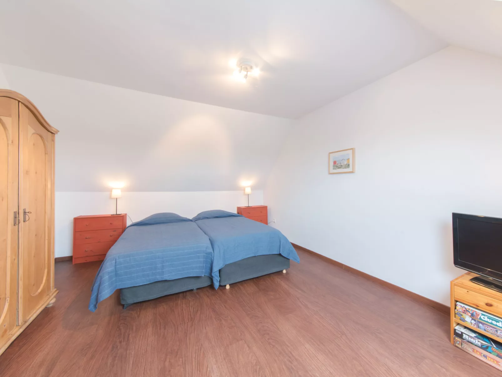 Huize Rosmarine with parking-Binnen
