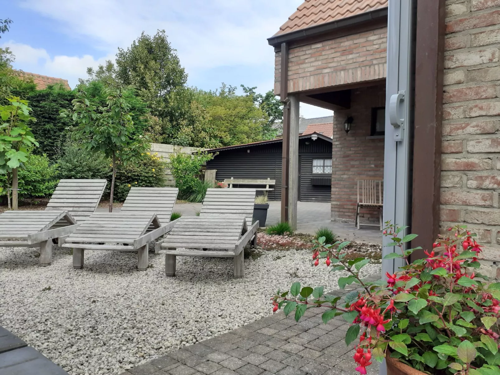 Villa Kievit with sauna and parking-Buiten