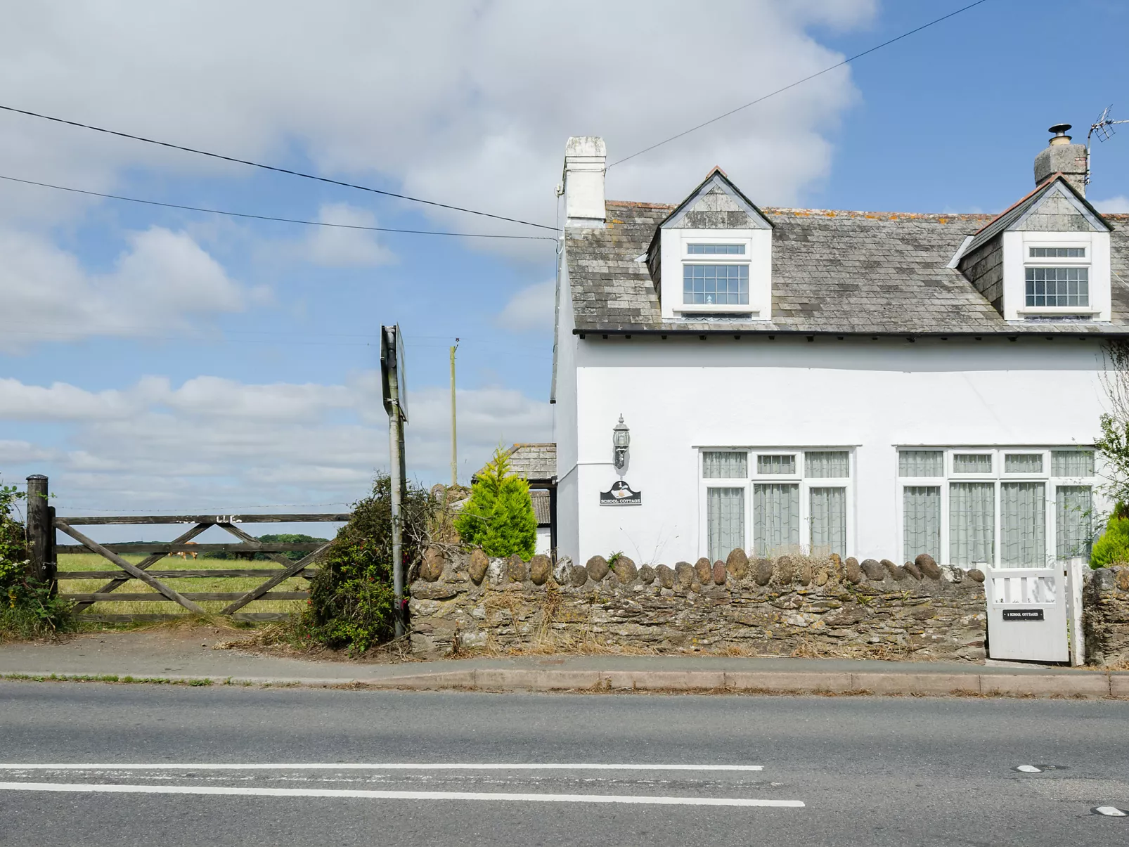 1 School Cottages