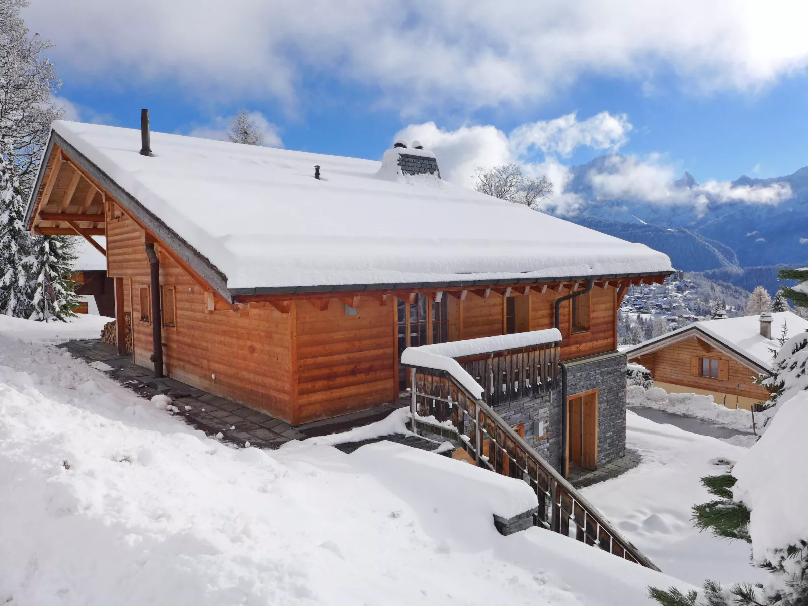 Chalet Maurice-Buiten