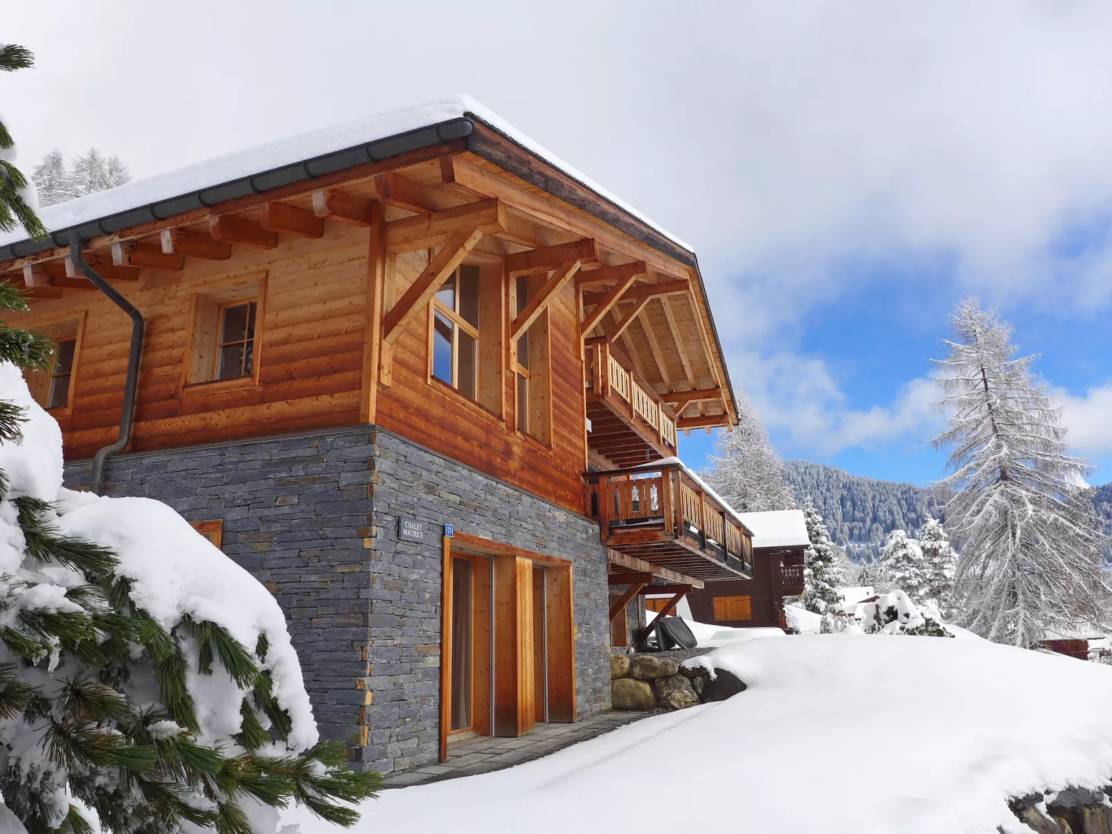 Chalet Maurice-Buiten