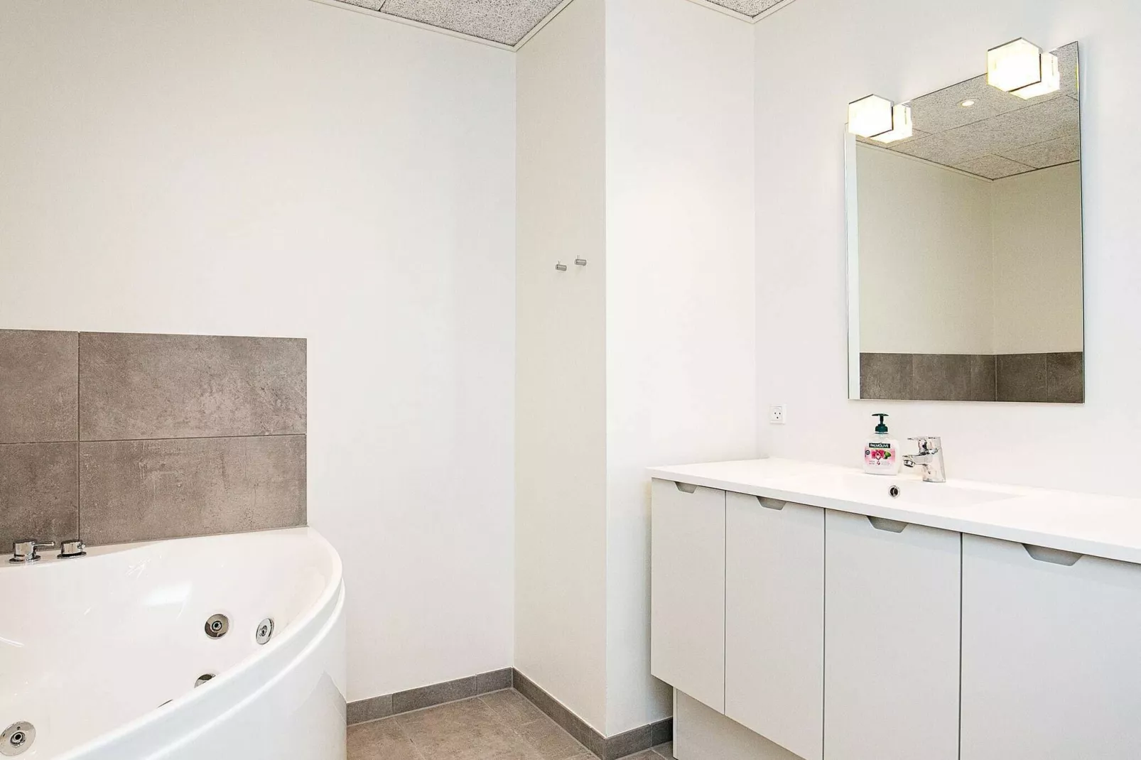 8 persoons vakantie huis in Ringkøbing-By Traum-Binnen