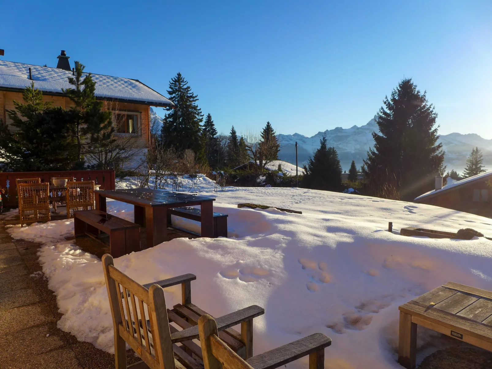 Chalet Petit Pont-Buiten