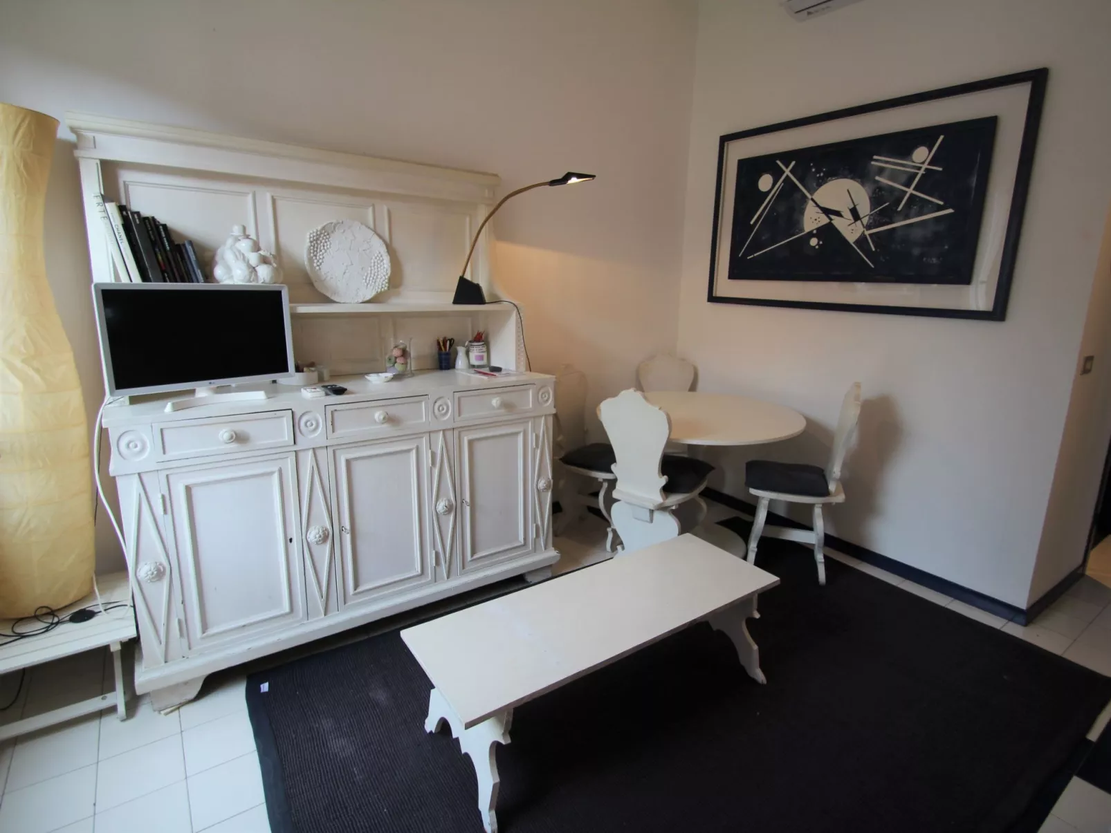 Apt 3-Binnen