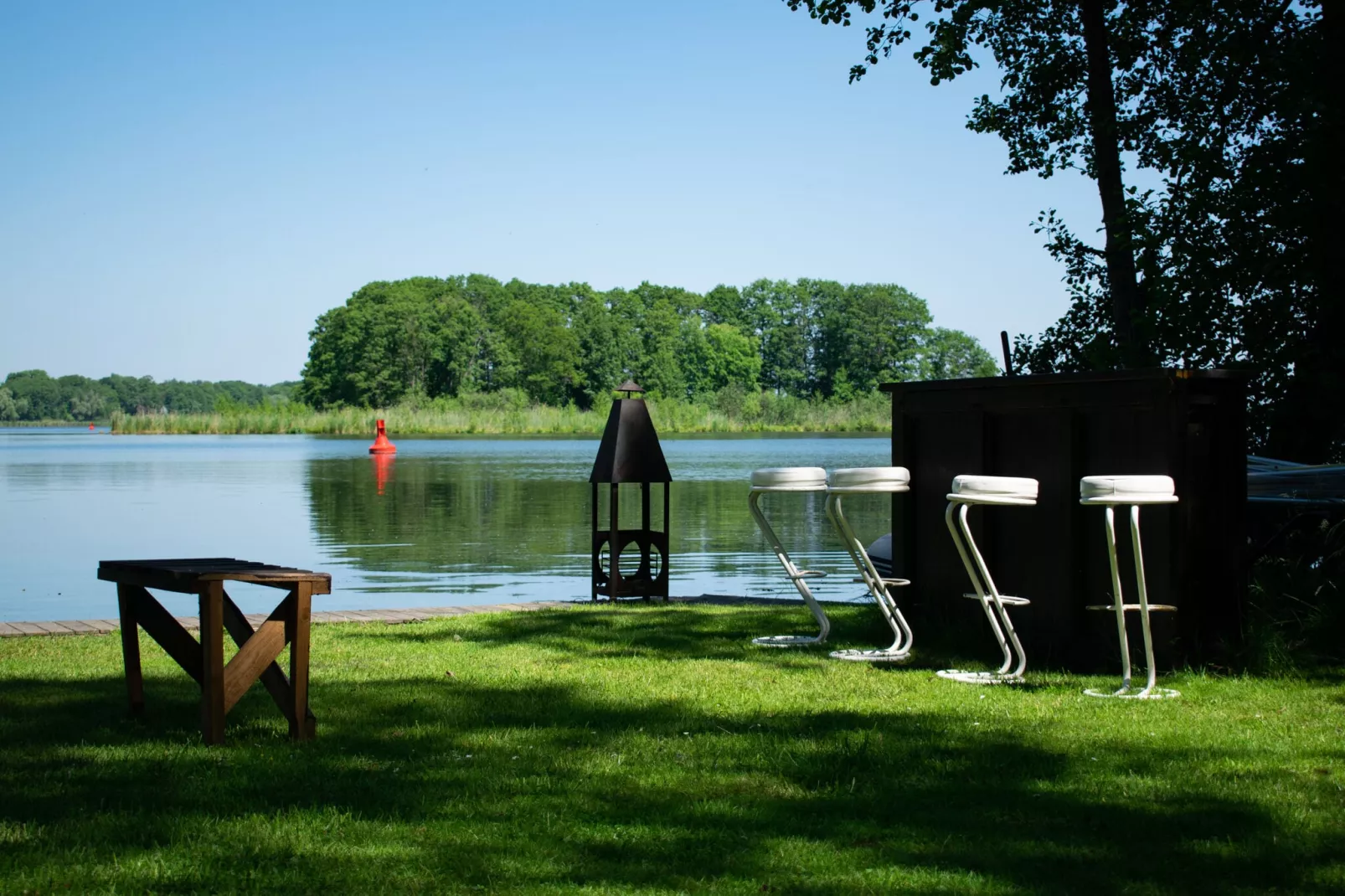 Ferienhaus am See-Tuinen zomer