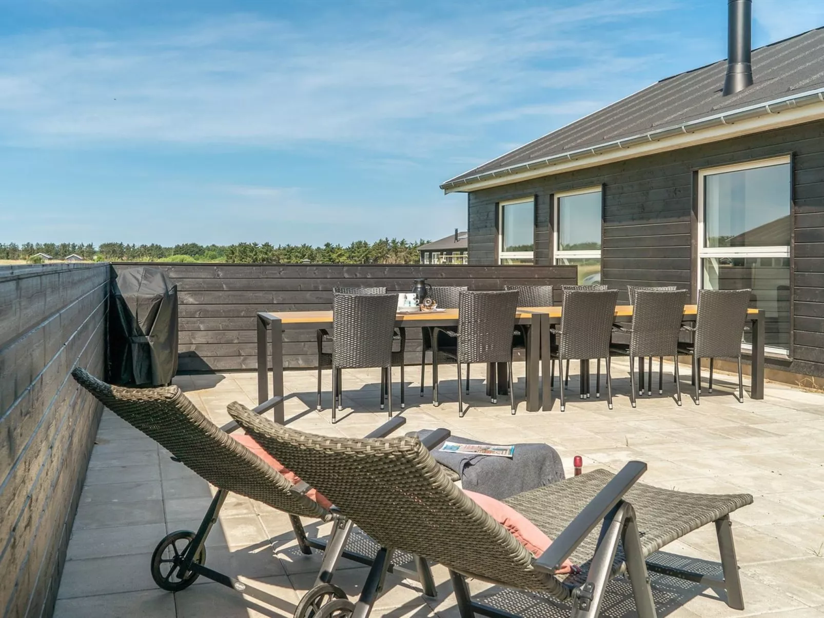 "Kirsi" - 1.6km from the sea-Buiten