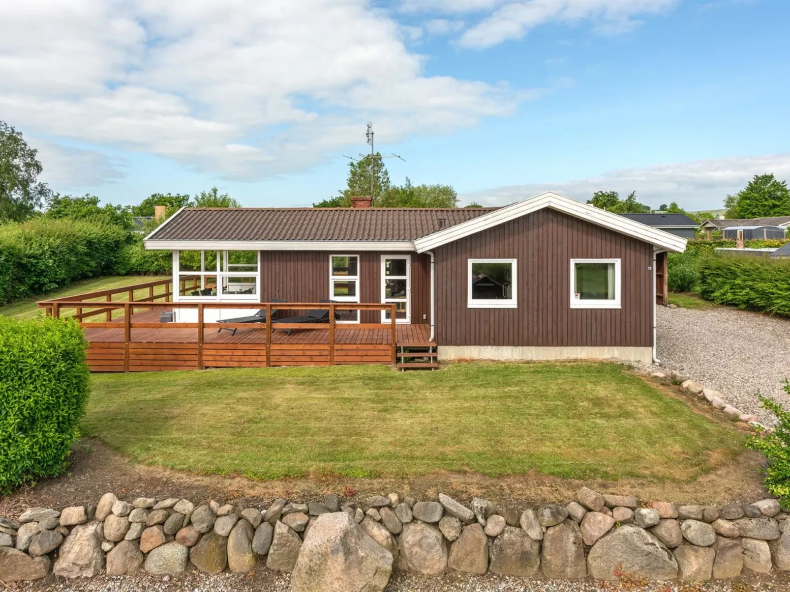 "Ellyn" - 500m from the sea-Buiten