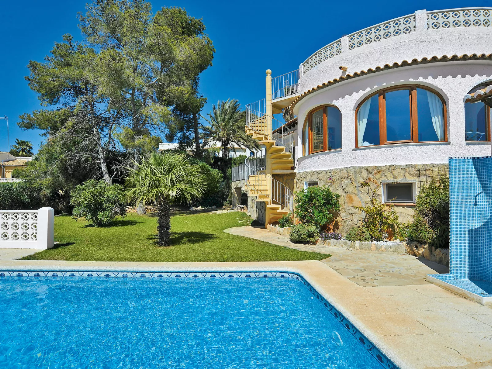 Balcon Al Mar-Buiten