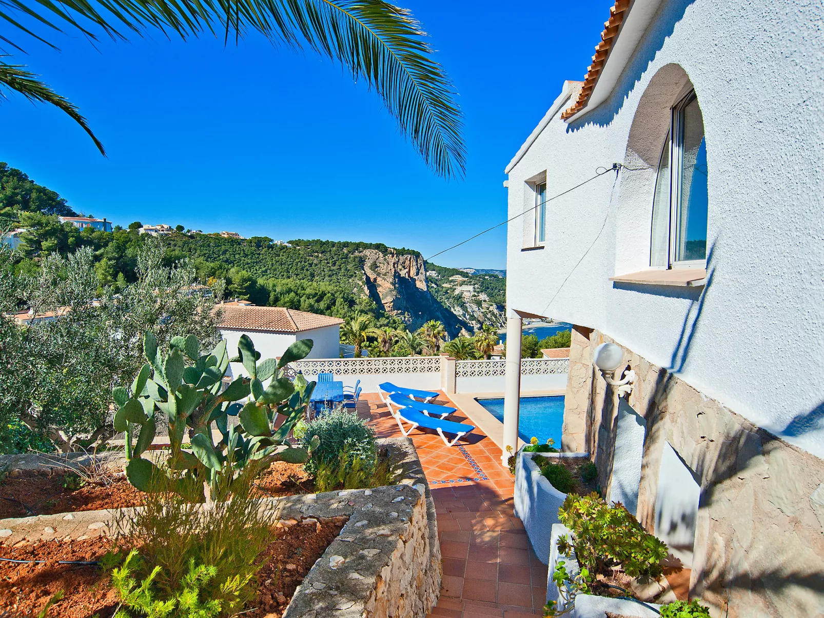 Balcon Al Mar-Buiten