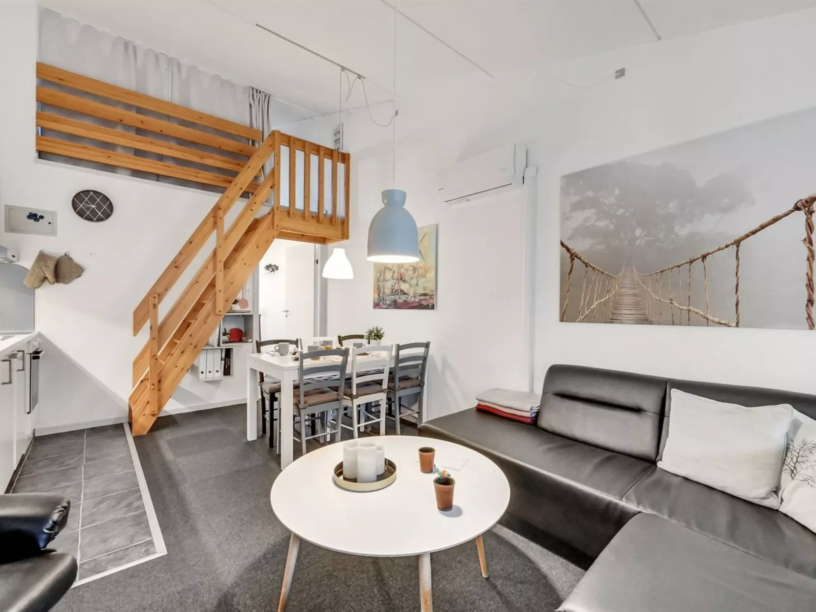 "Soffhie" - 250m from the sea-Binnen