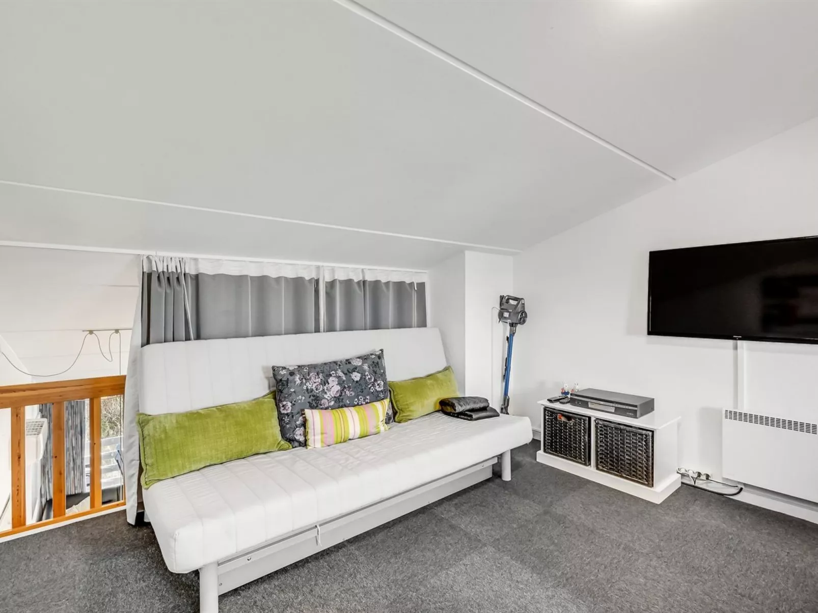 "Soffhie" - 250m from the sea-Binnen