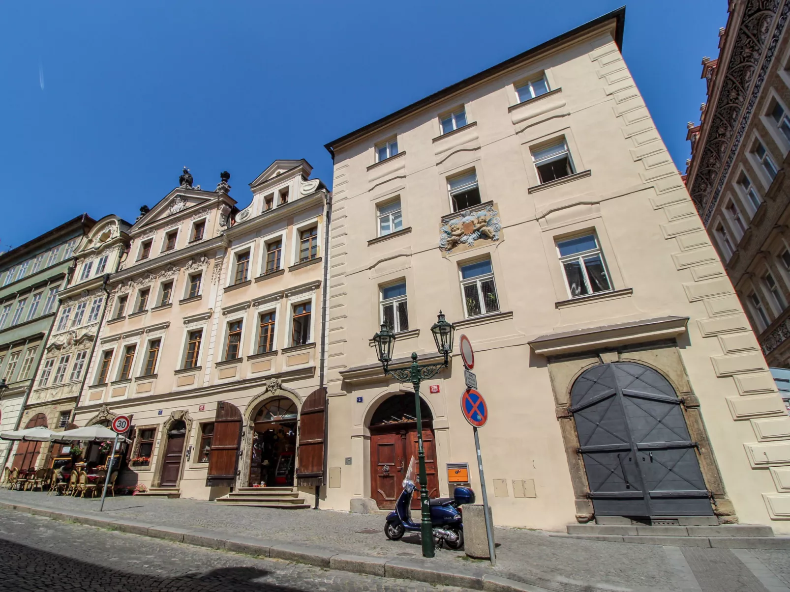Prague Castle Duplex-Buiten