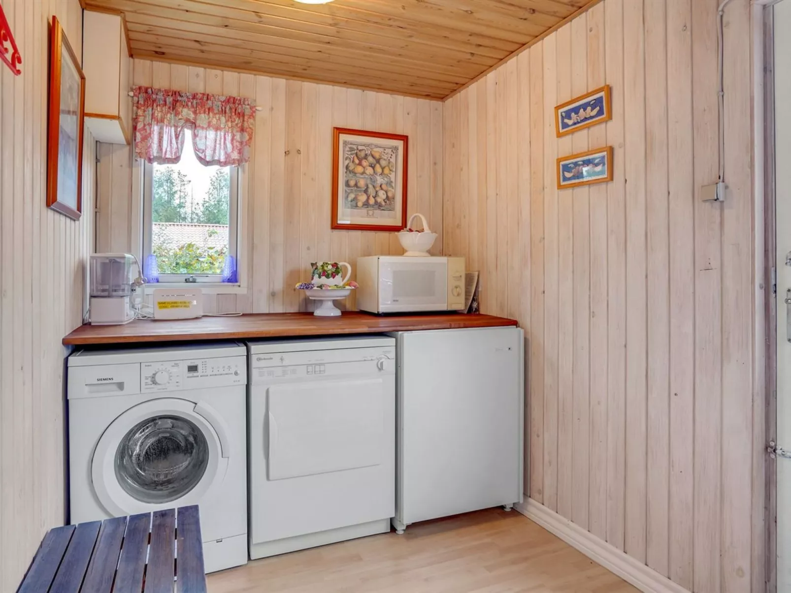 "Karelia" - 800m from the sea-Binnen
