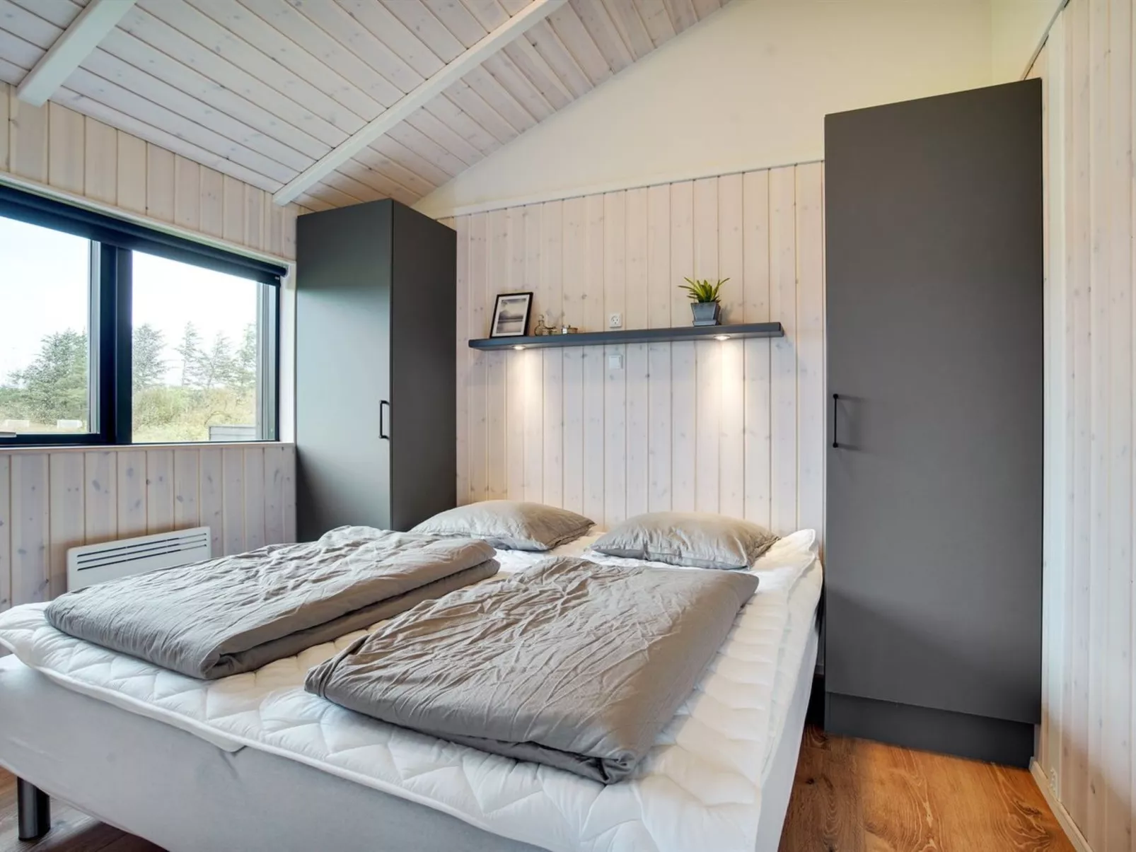 "Talitha" - 1.5km from the sea-Binnen