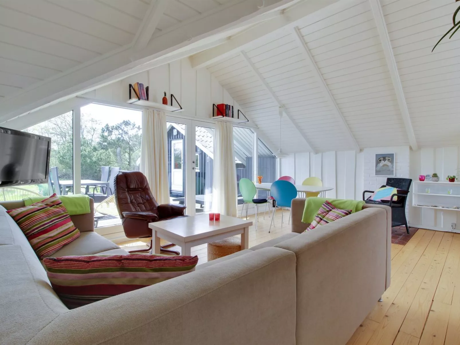 "Maxie" - 1.2km from the sea-Binnen