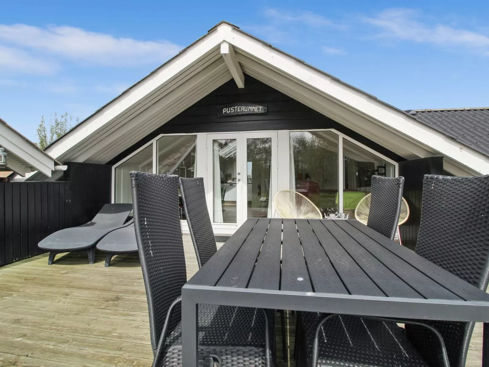 "Maxie" - 1.2km from the sea-Buiten