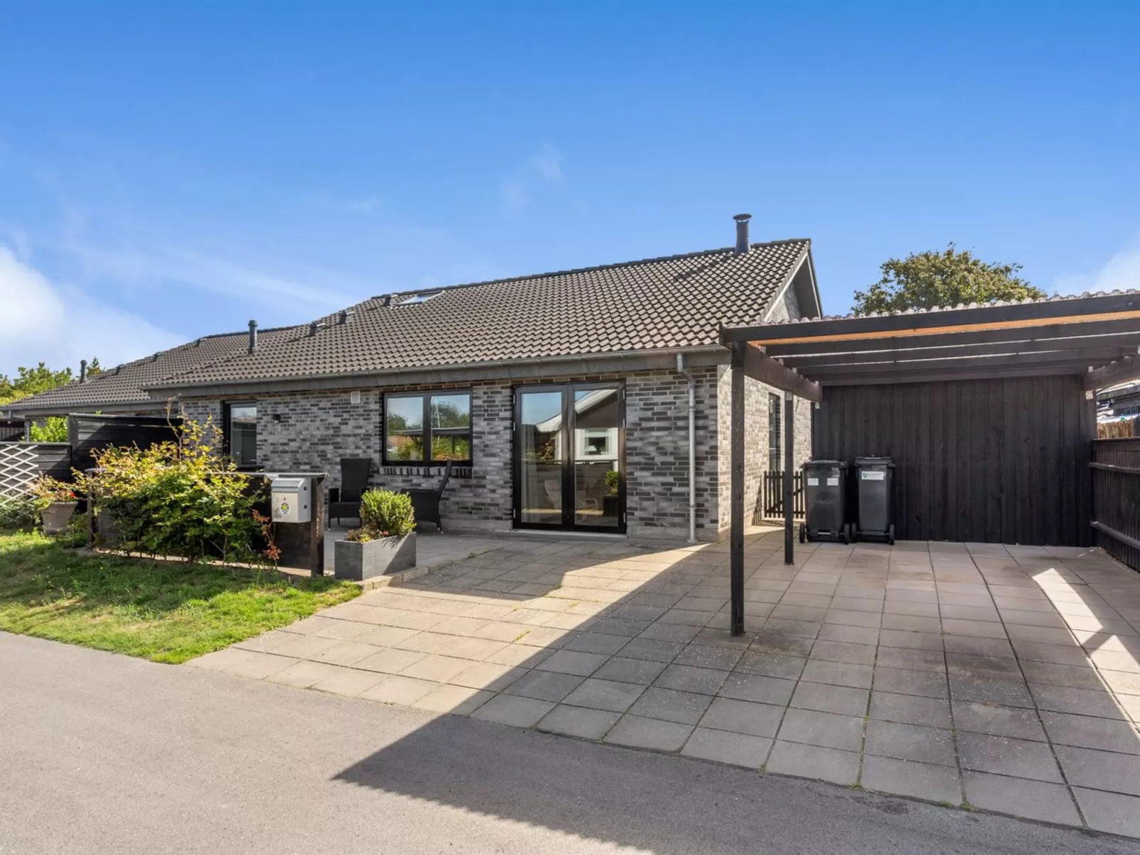 "Lerke" - 2km from the sea in NW Jutland-Buiten