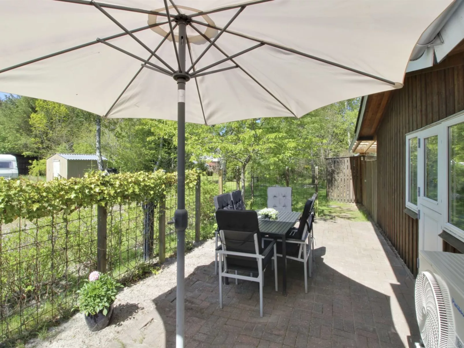 "Kajo" - 800m from the sea-Binnen