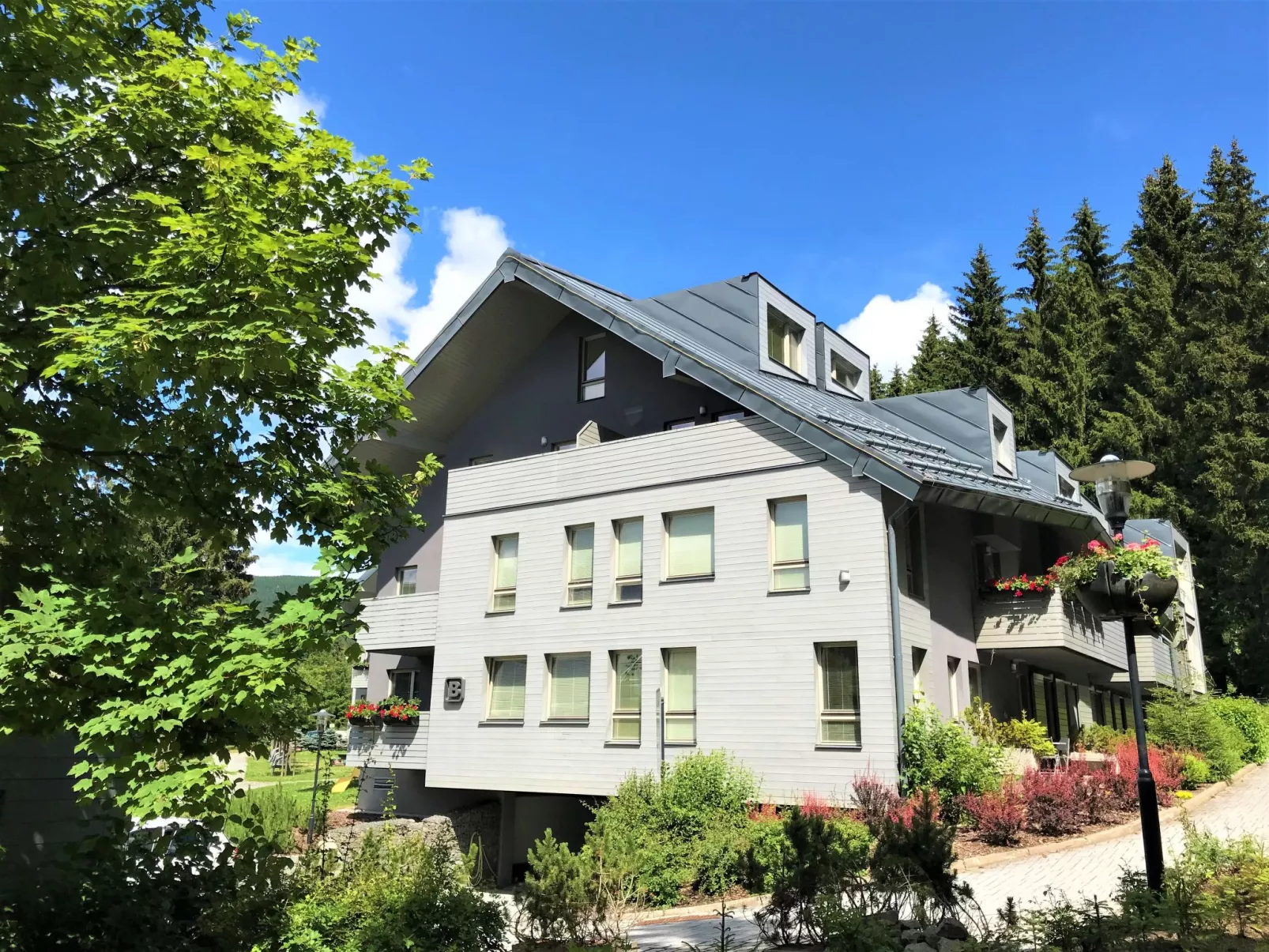 Resident Harrachov B-Buiten